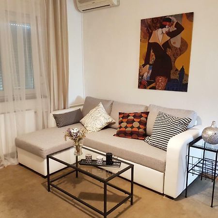 Silverhill Apartment ซาเกร็บ ภายนอก รูปภาพ